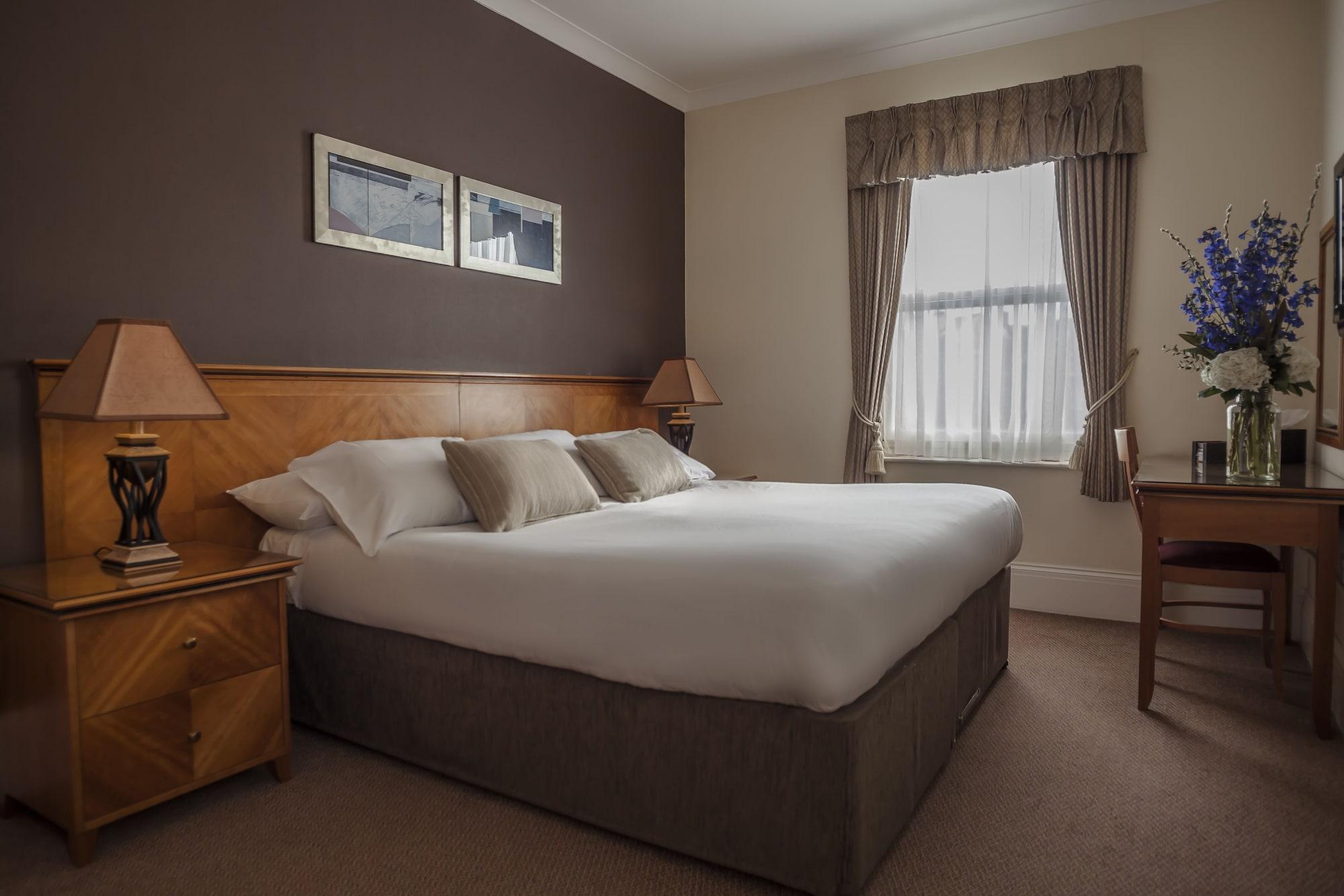 Devonshire Park Hotel Eastbourne Exterior photo